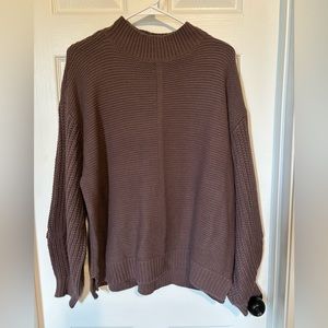 Like new mauve high neck medium sweater